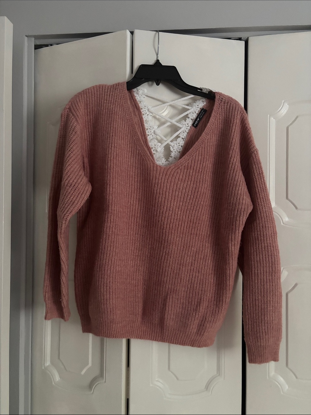 SHEIN Dusty Rose V-Neck Ribbed Pullover Sweater
